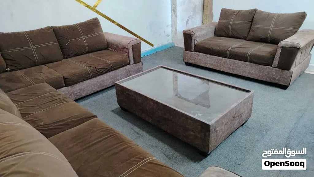 طقم كورنر مع طاوله للبيع