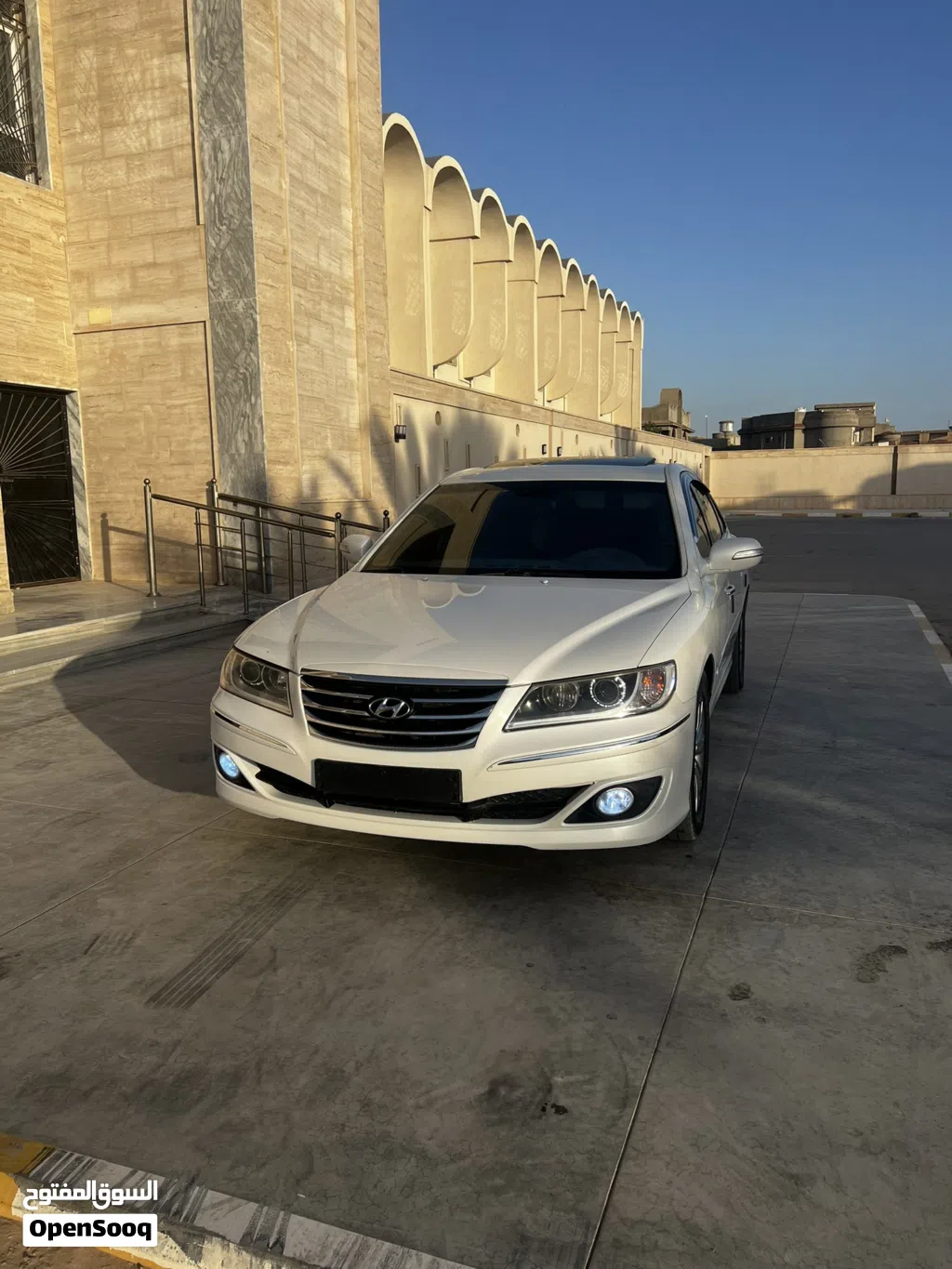 Hyundai Azera Standard