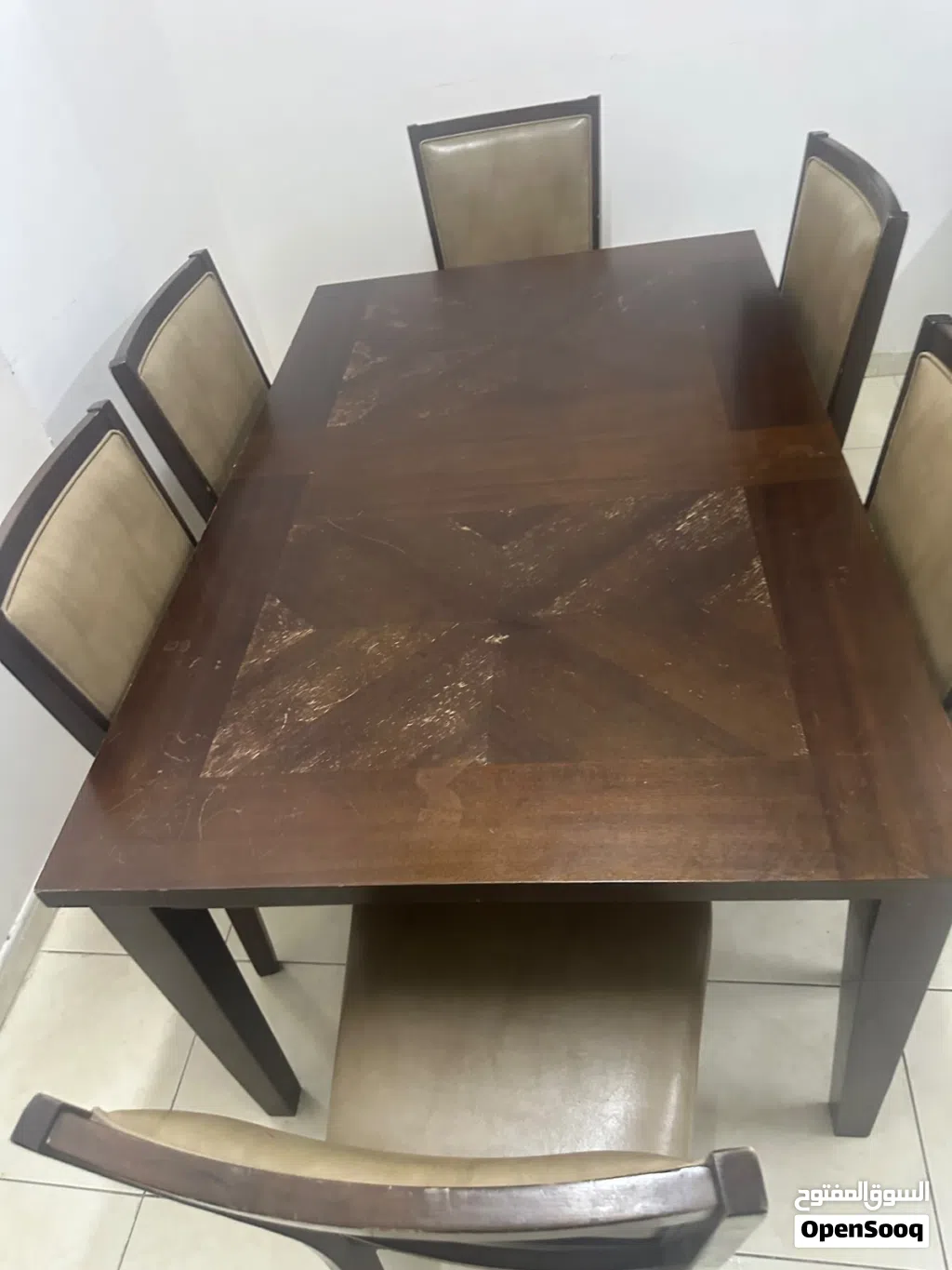 Dining table with 06 chairs for sale