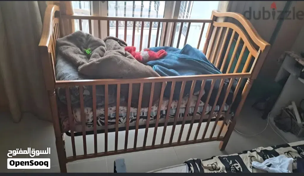 baby cot good condition juniors brand