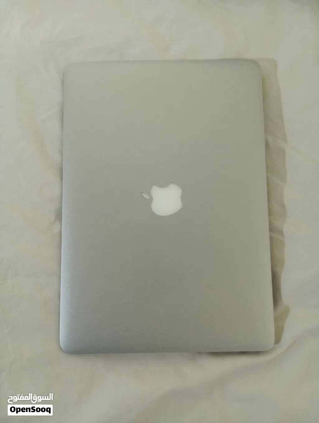 mac book air sale 1000 Riyal sale