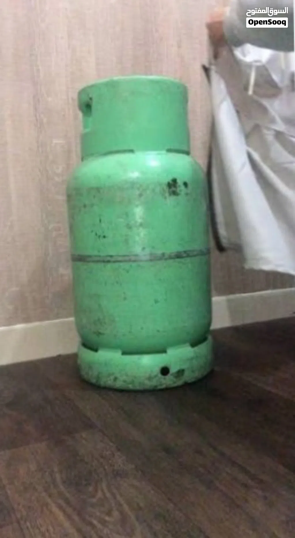 جرة غاز للبيع فيها الربع