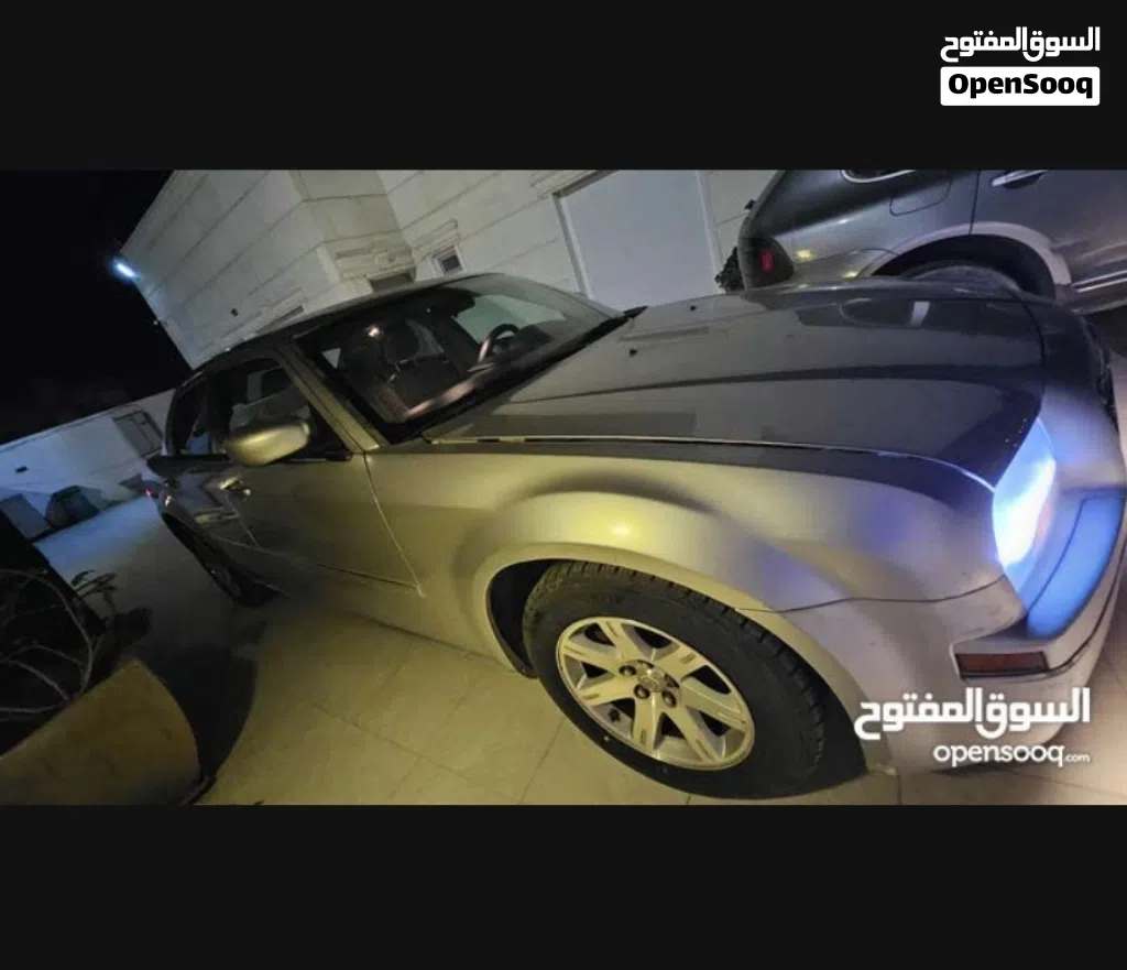 كرايسلر 300 Touring