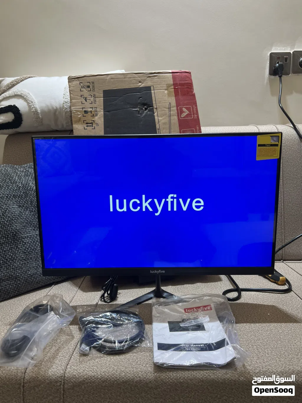 شاشة من luckyfive الشاشة جديدة ملحقاتها كاملة