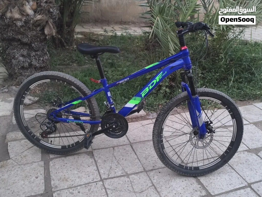 بايسكل جبلي ماركة BD Bicycle حجم 26 ماركة tk-500