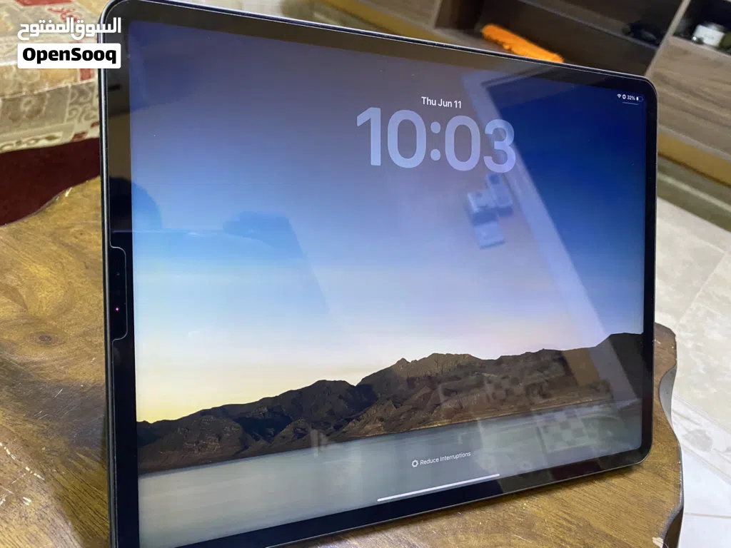 ايباد برو 12.9 inch معالج M1 سعة 512gb