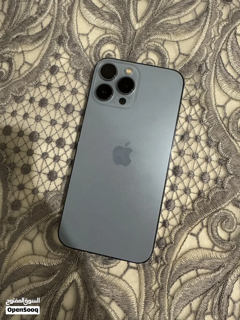 IPhone 13 pro max and 16 ايفون 13 برو ماكس و 16