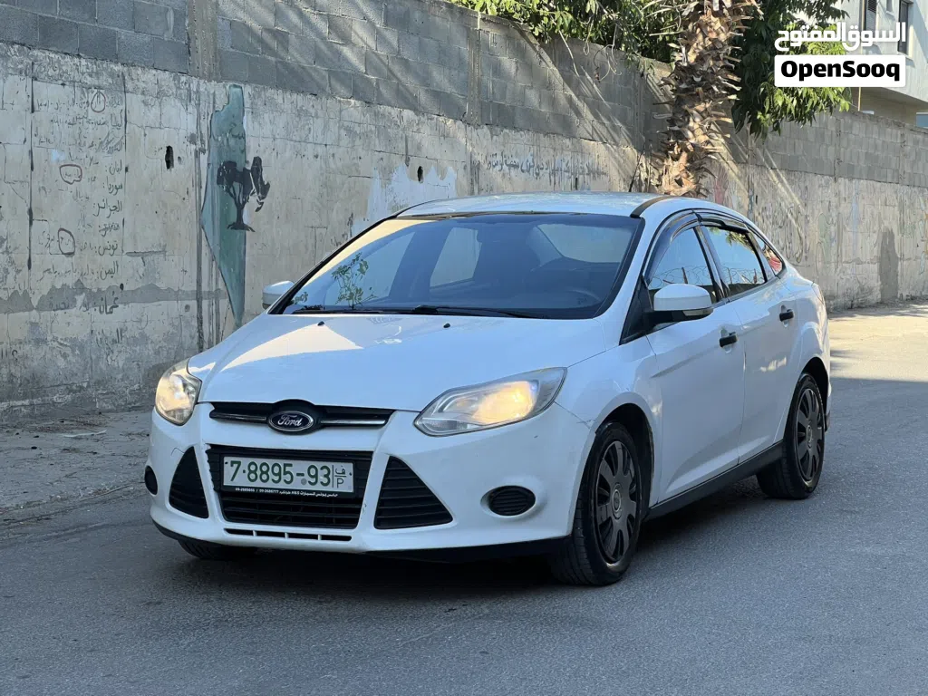 فورد فوكس Standard