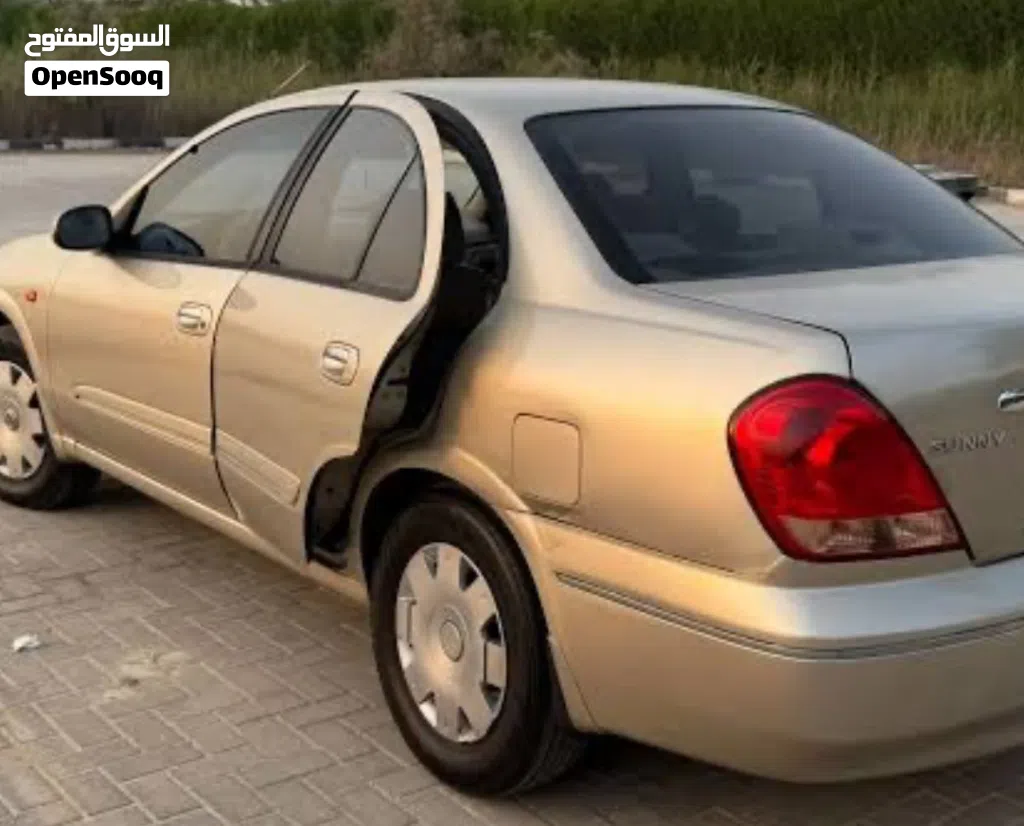 Nissan Sunny SL