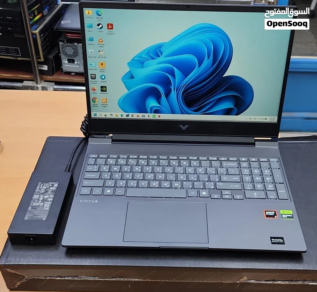 للبيع لابتوب جيمنق Hp victus Gaming 15.6 144 hz ryzen5 16 DDR5/512SSD/3050 6GB RTX