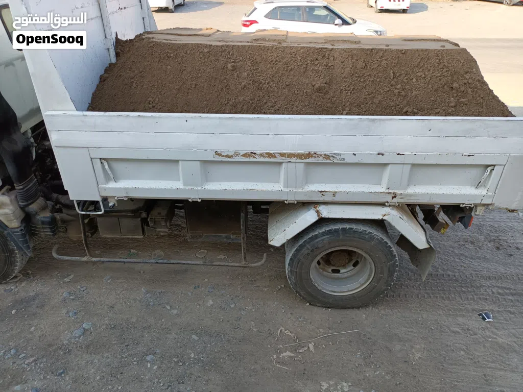 نكال للنقل - توفير تربة زراعية_ وجميع انواع كسر الرخام و رمل البناء والطابوق و الاسمنت _ Garden sand