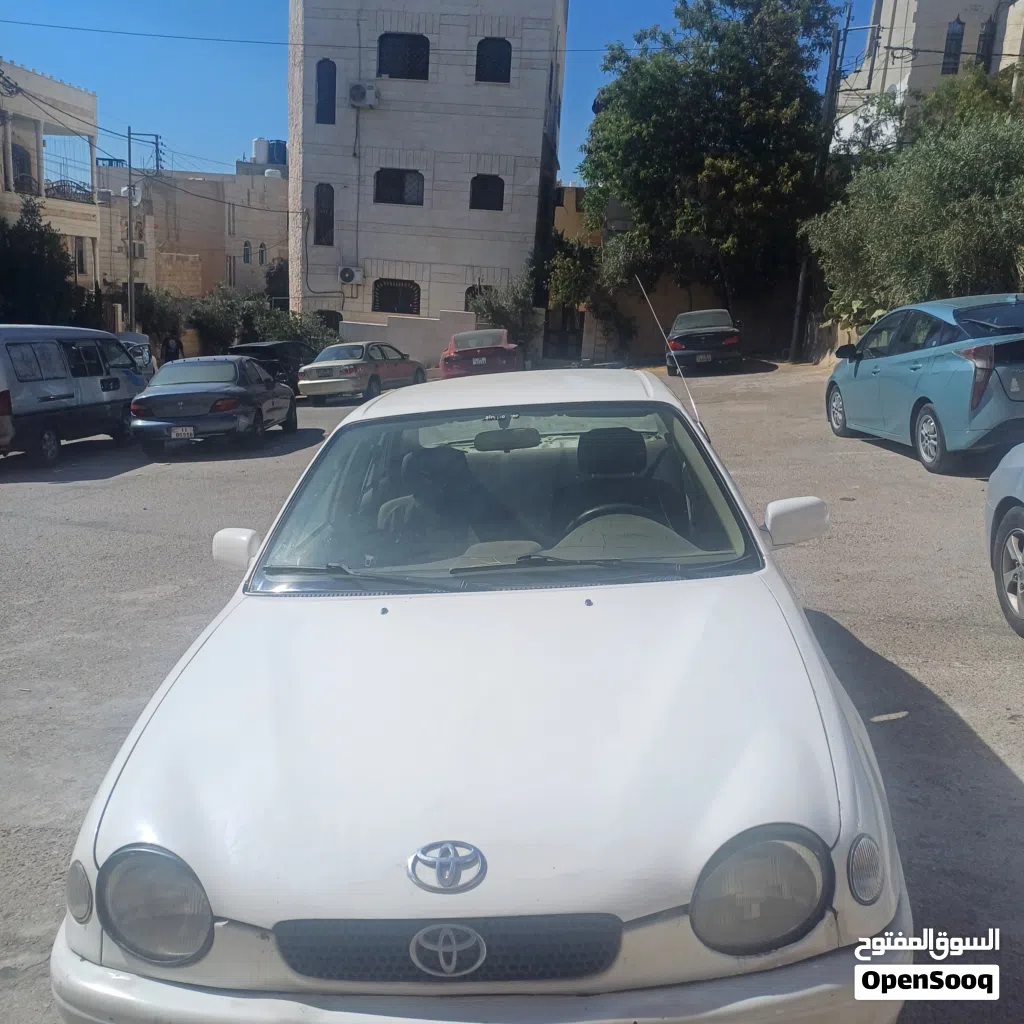 تويوتا كورولا AE86