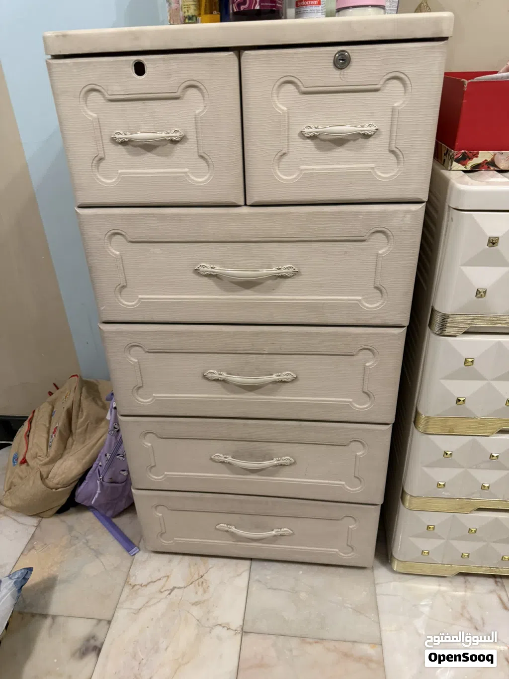 مجرات عدد ثنين صغار و كبار عدد 4