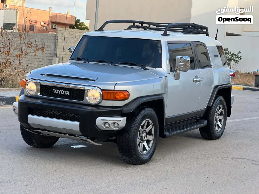 تويوتا FJ Standard