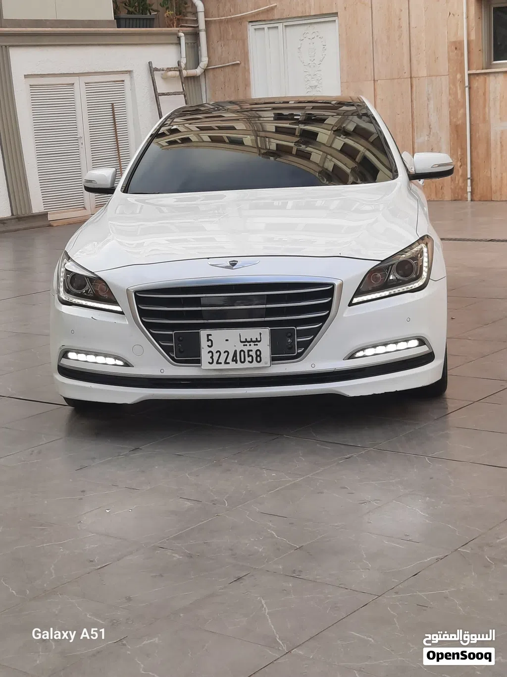 جينيسيس G80