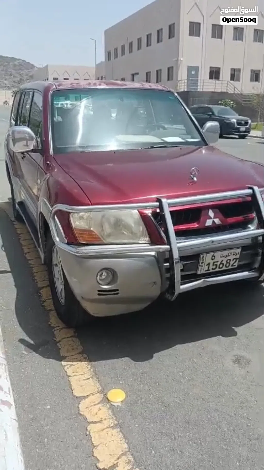 ميتسوبيشي باجيرو GLS
