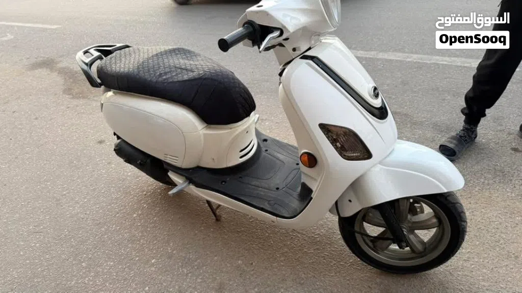 رخصه سنه ونص ماشي 16000