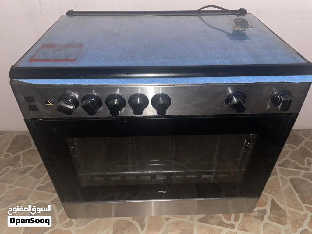 ليكون طباخة مناسب ولا فيها شي