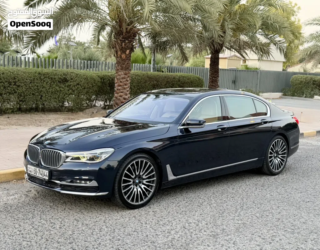 بي ام دبليو الفئة 7 750