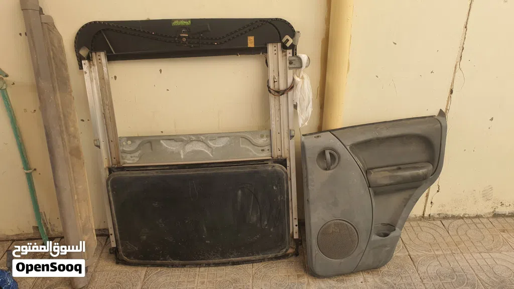 قطع غيار لجيب ليبرتي 2002-2007