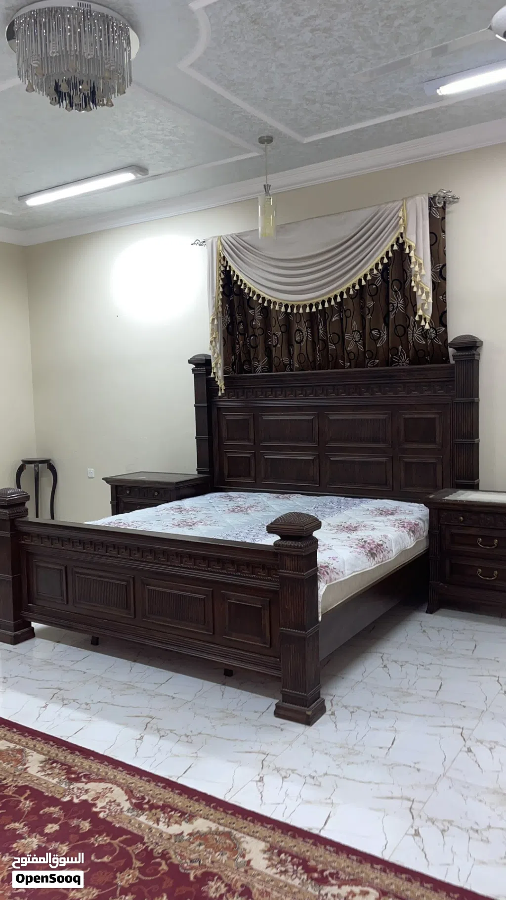 طقم سرير كامل -قابل للتفاوض