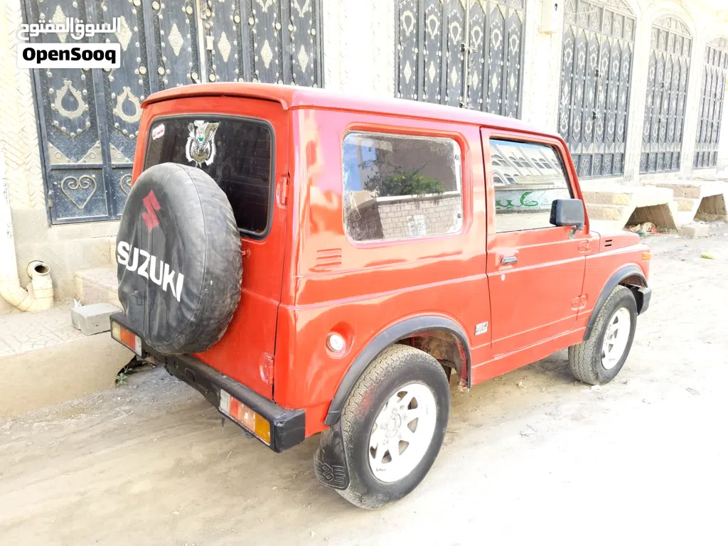 Suzuki Jimny GLX AT