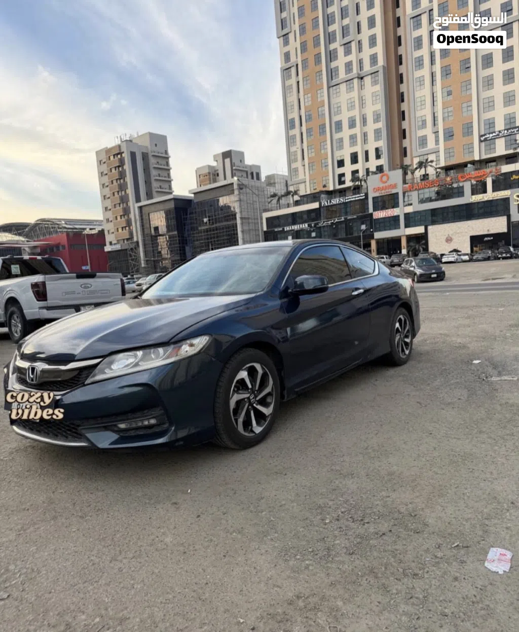 هوندا اكورد DX