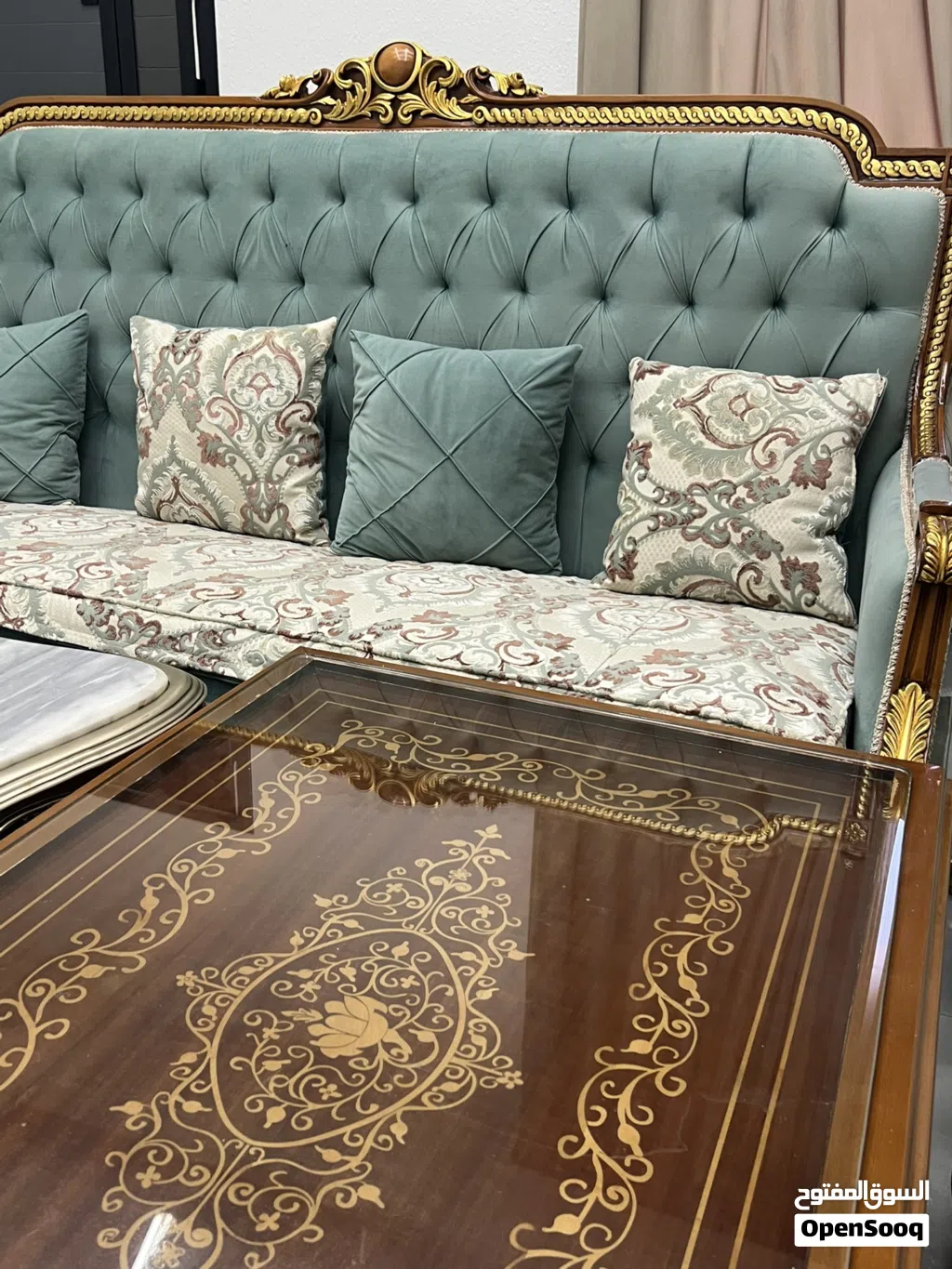اللبيع صاله جلوس .
