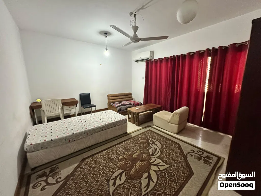 SPACIOUS FURNISHED ROOM FOR RENT IN AL KHUWAIR – MUSCAT