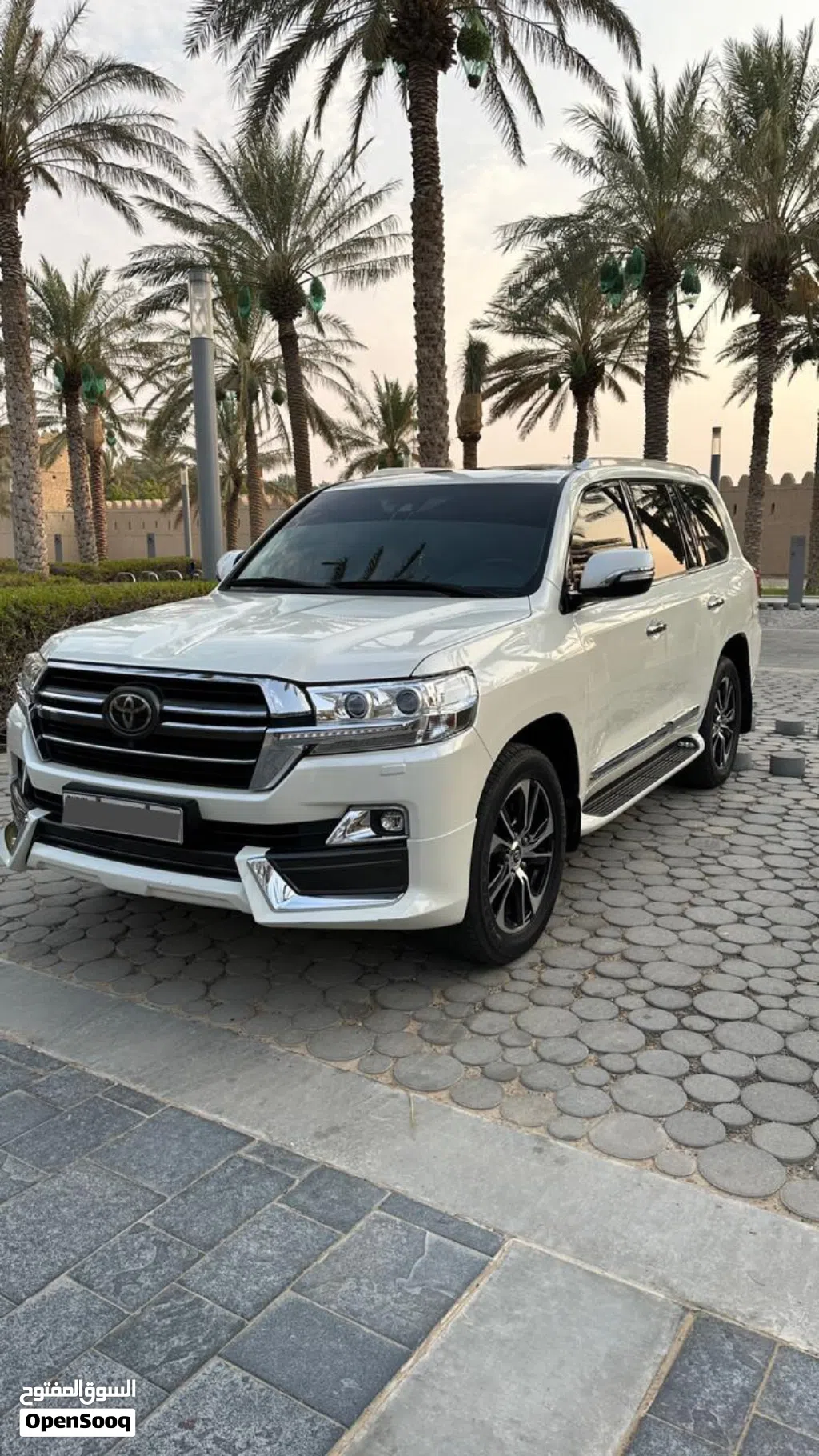 Toyota Land Cruiser VXR
