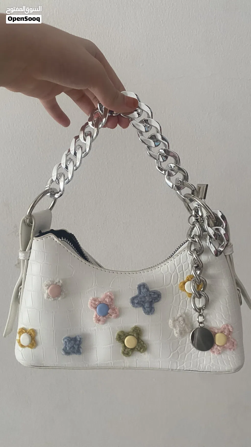 White beautiful colorful bag for women and kids