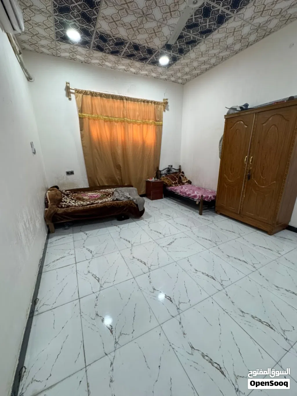 للايجار شقه حي بغداد غرفتين