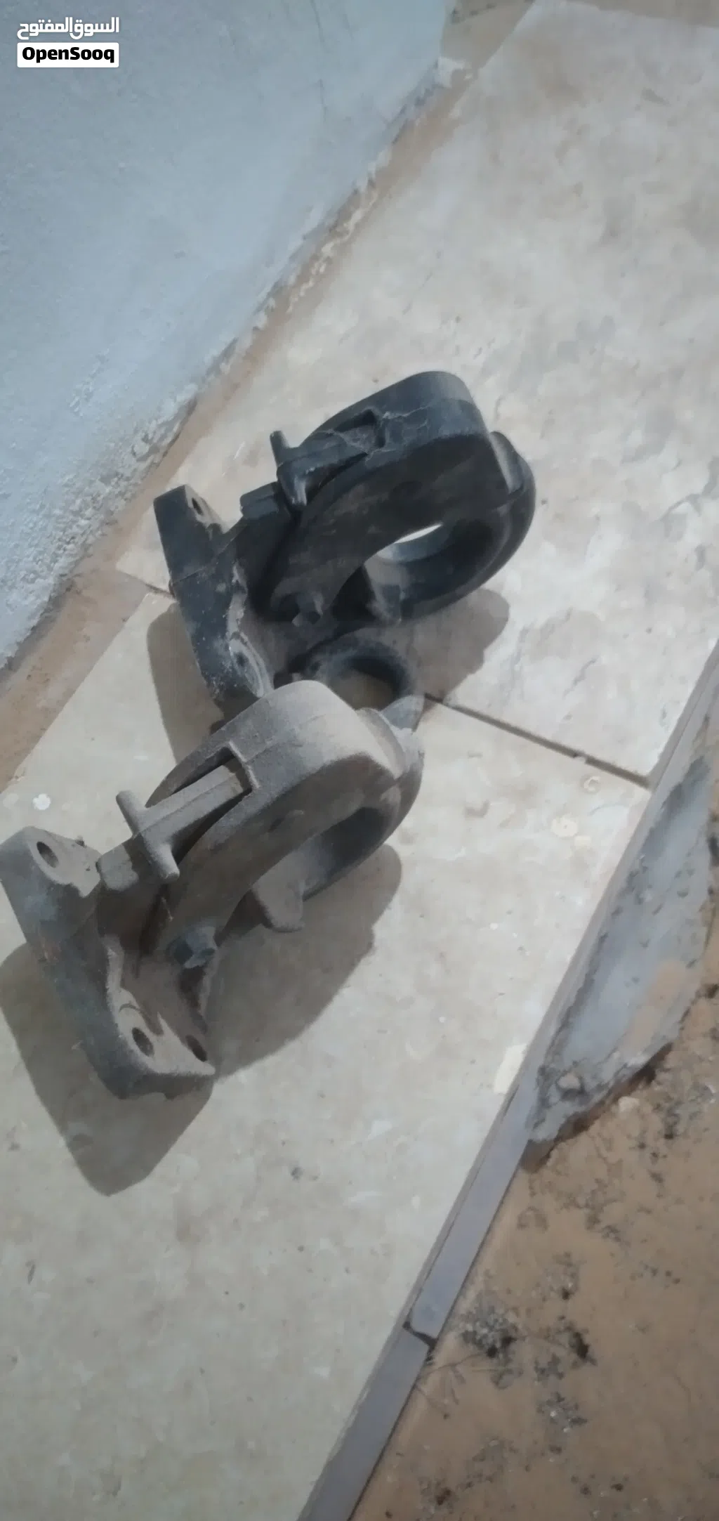 زوز كمبالات وحده جديده وتانيه مستعمله