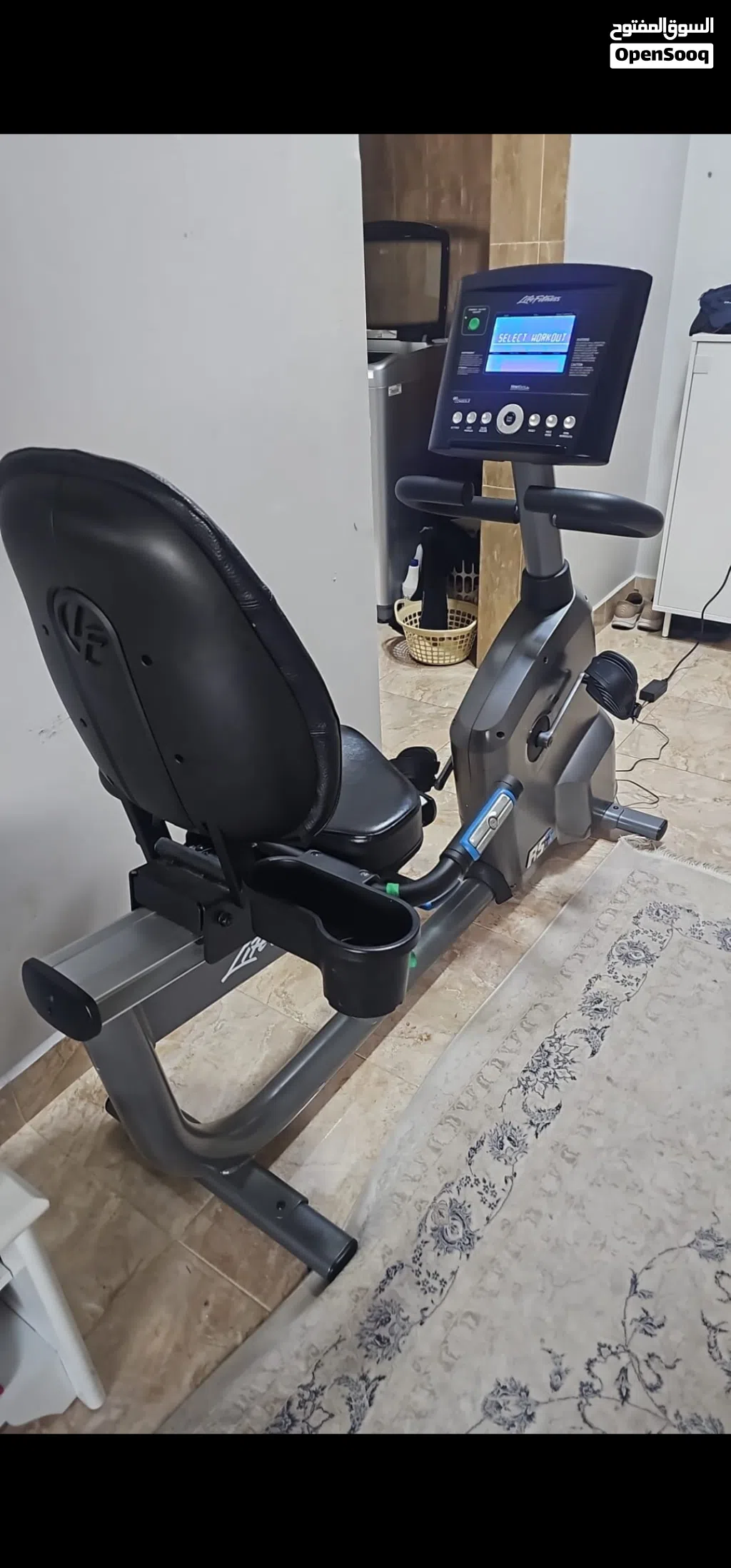 دراجة ماركة من lifefitness