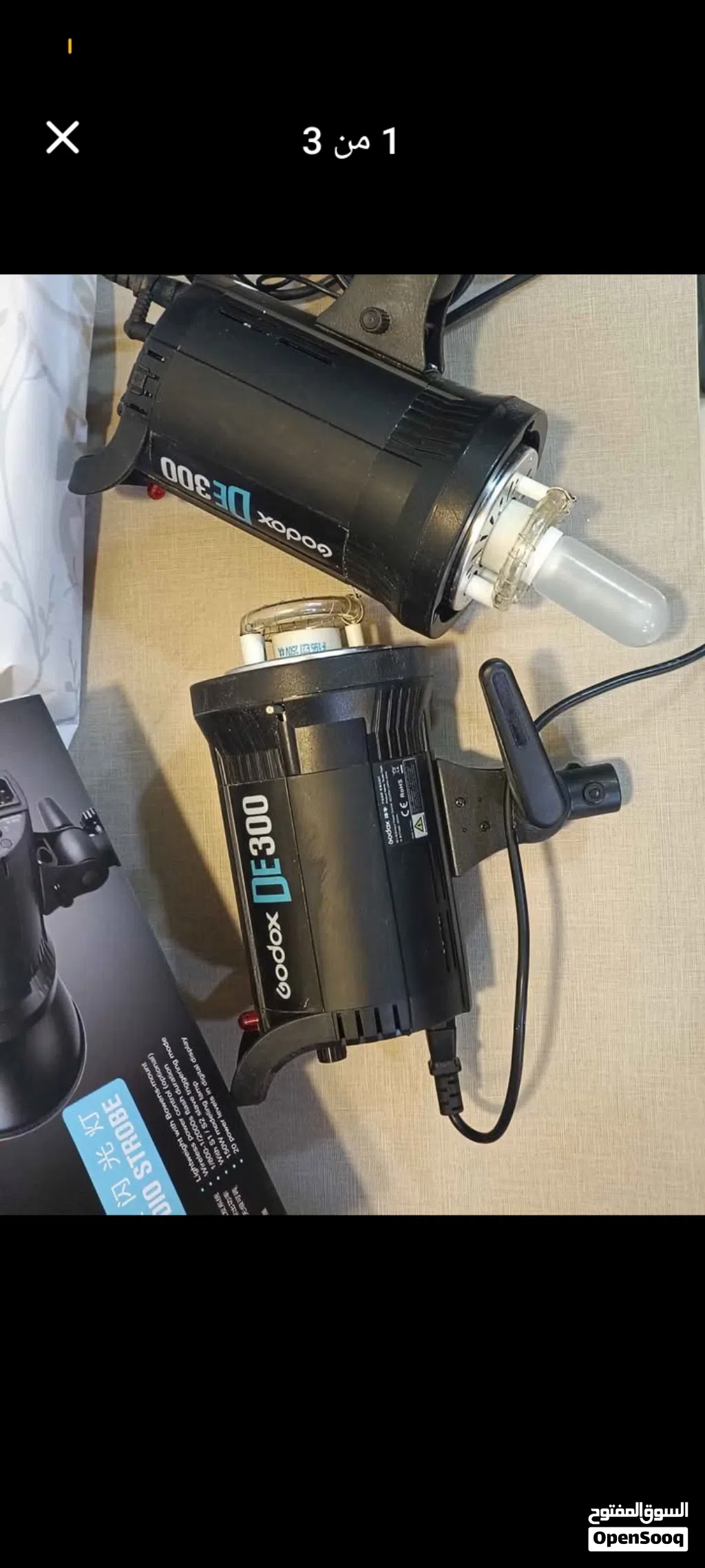 Godox de300 as new