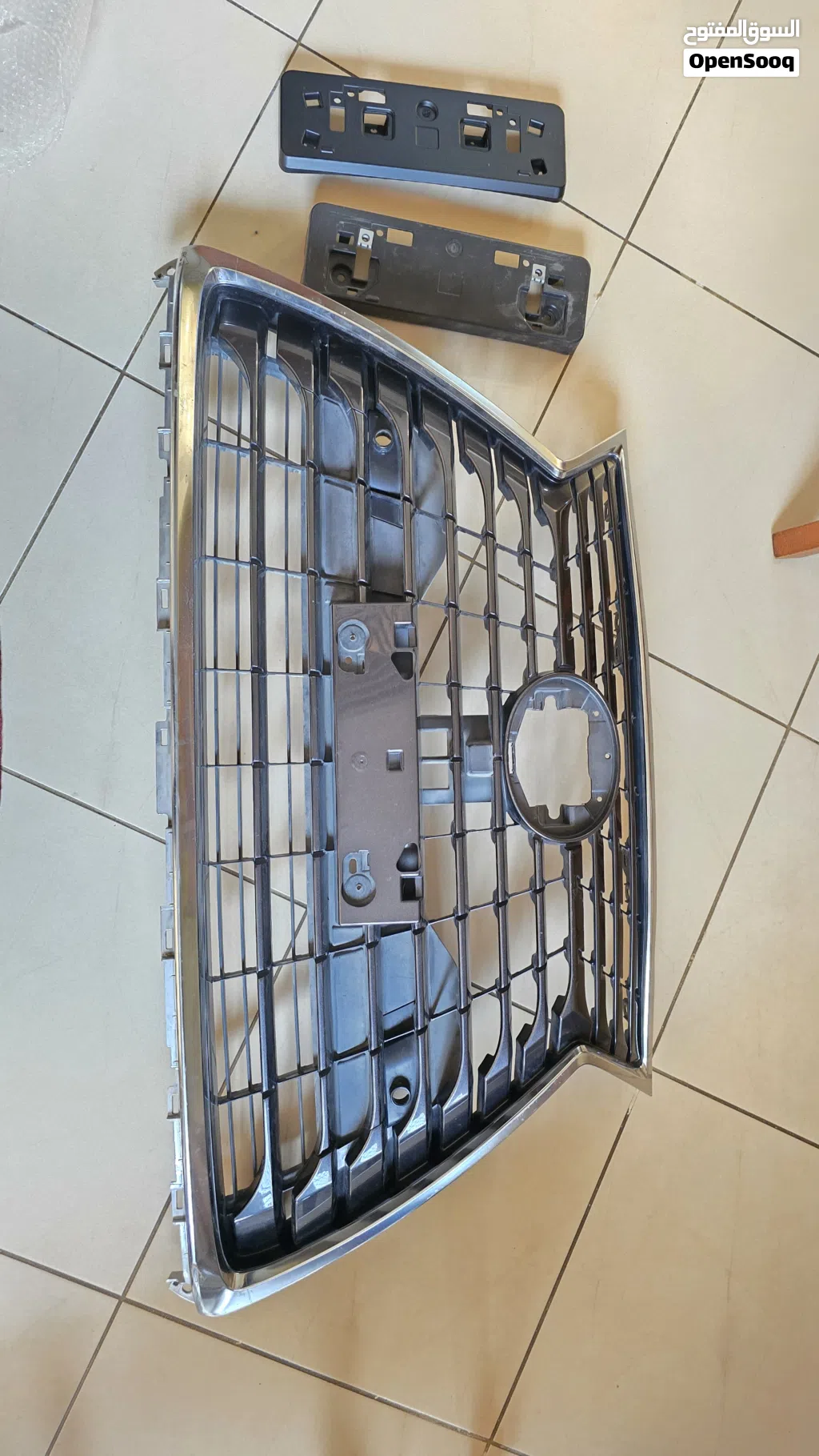 للبيع شبك لكزس For sale Lexus NX300 Grill