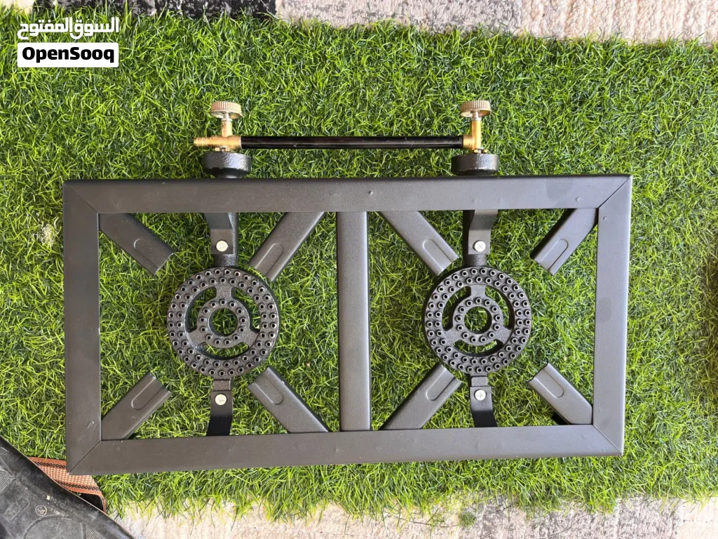 Gas stove.
