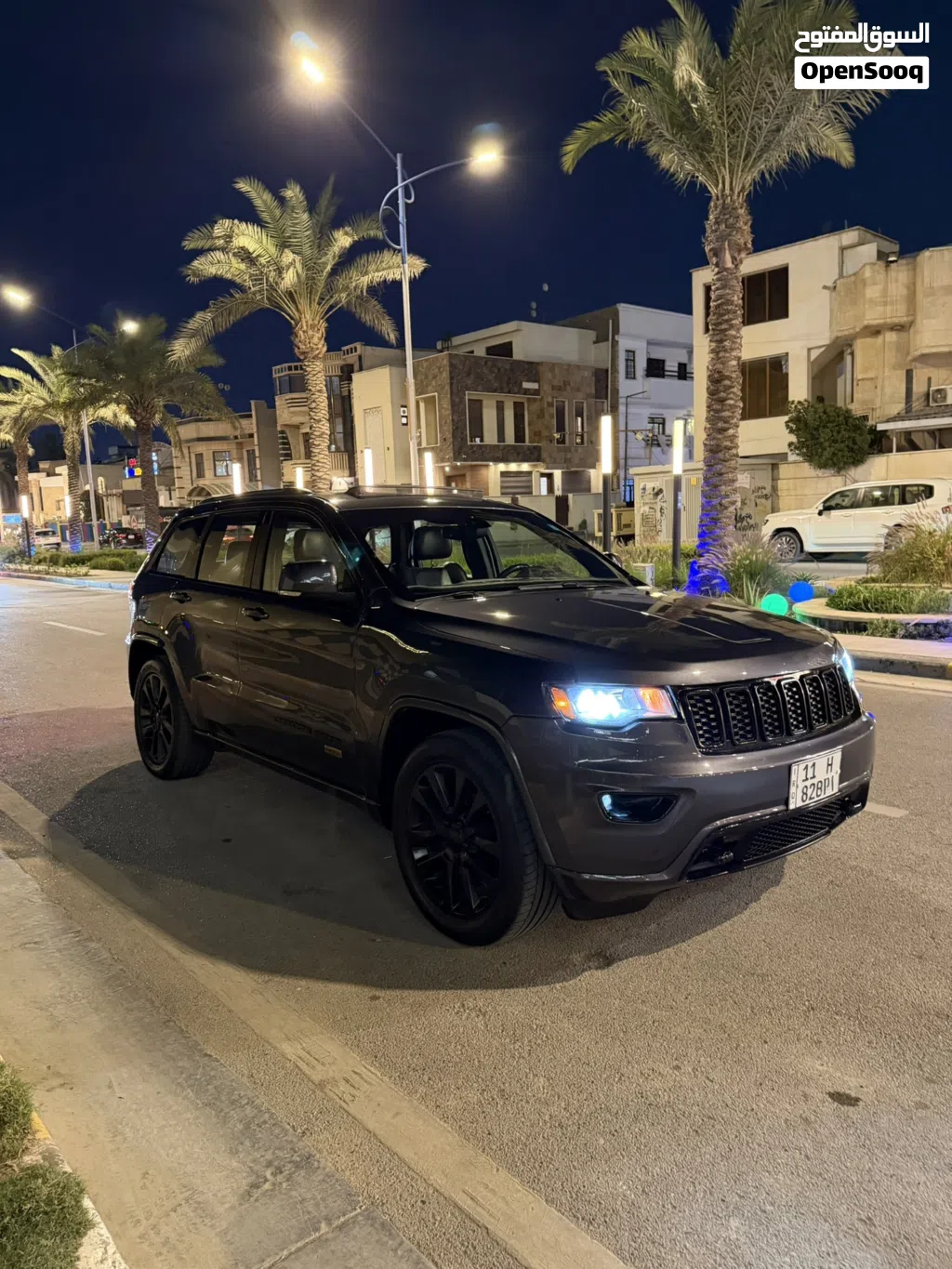 جيب جراند شيروكى Limited