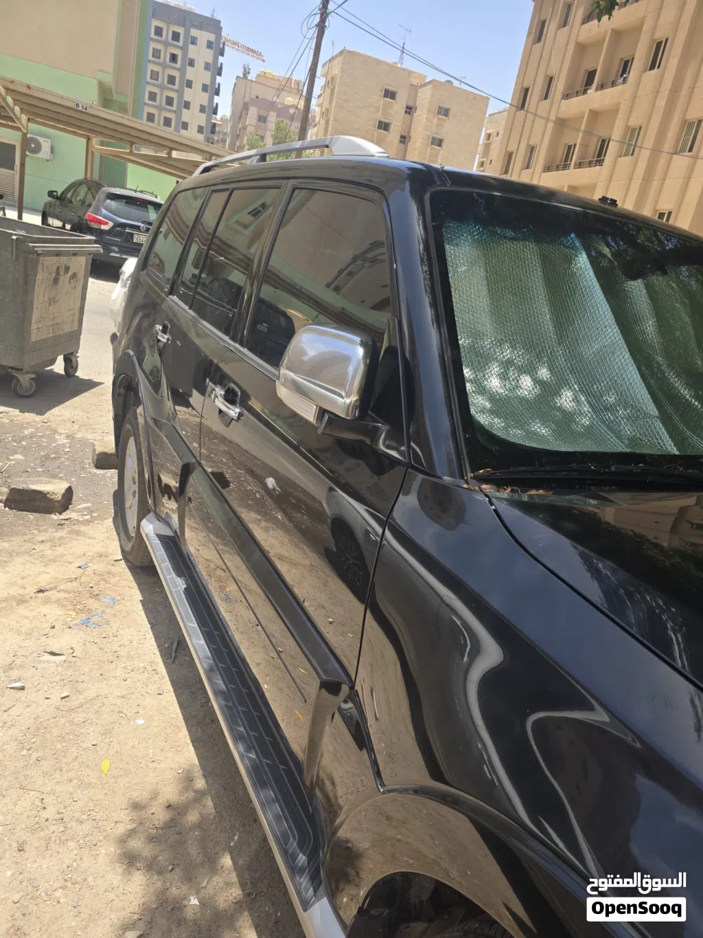 ميتسوبيشي باجيرو GLS