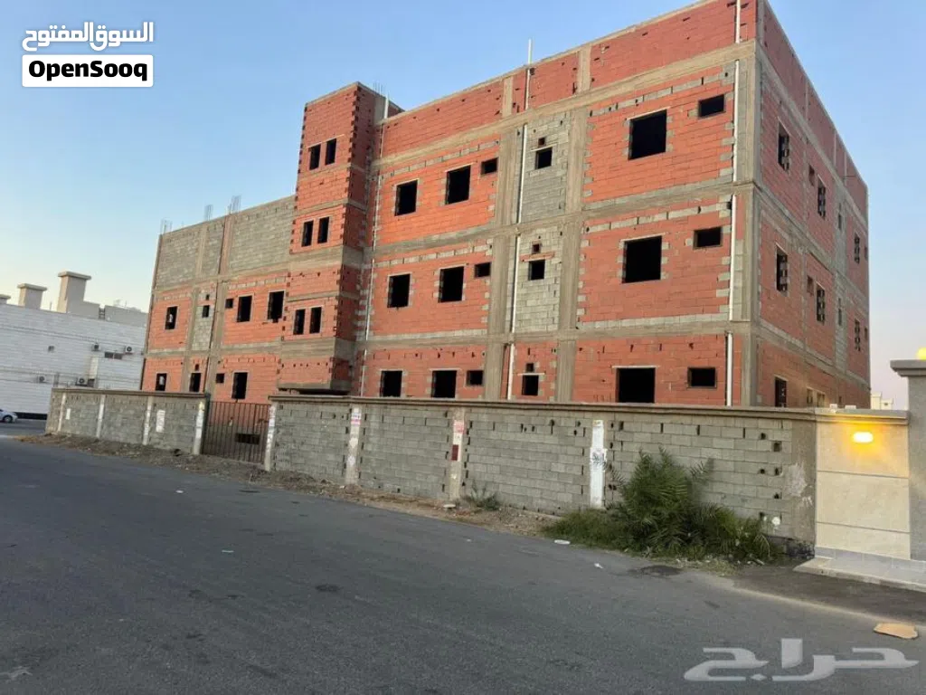 مقاول معماري