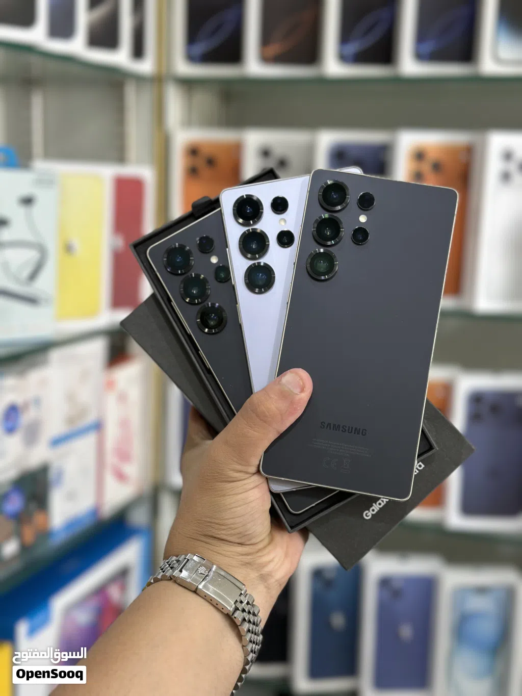 عرض خاص : Samsung S25 ultra 256gb هواتف نظيفة جدا بحالة الوكالة بدون شموخ أو مشاكل مع ضمان و ملحقات