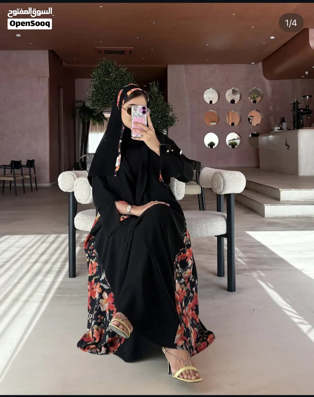 عباية بجودة عالية للبيع ( مصممة )