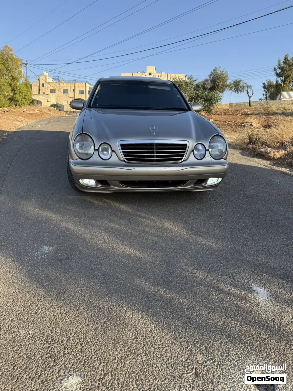 Mercedes Benz E-Class E 200