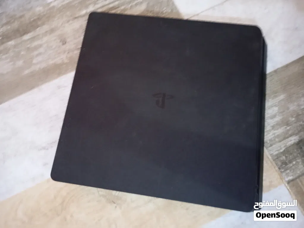 ps 4 مستعمل لكن نضيف