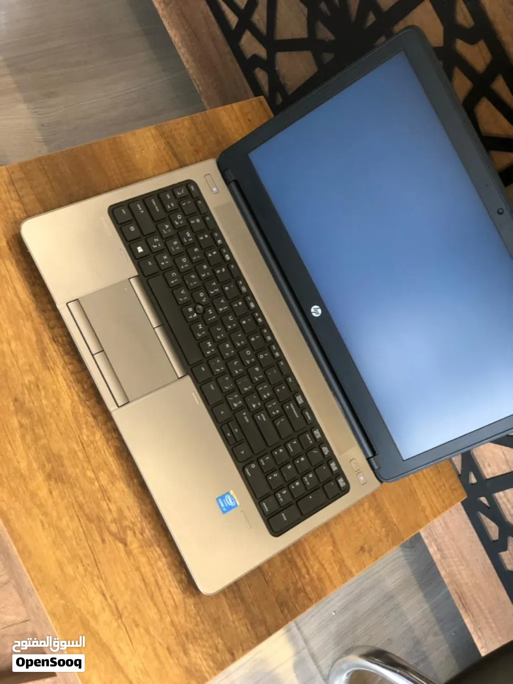 لابتوب hp نظييف