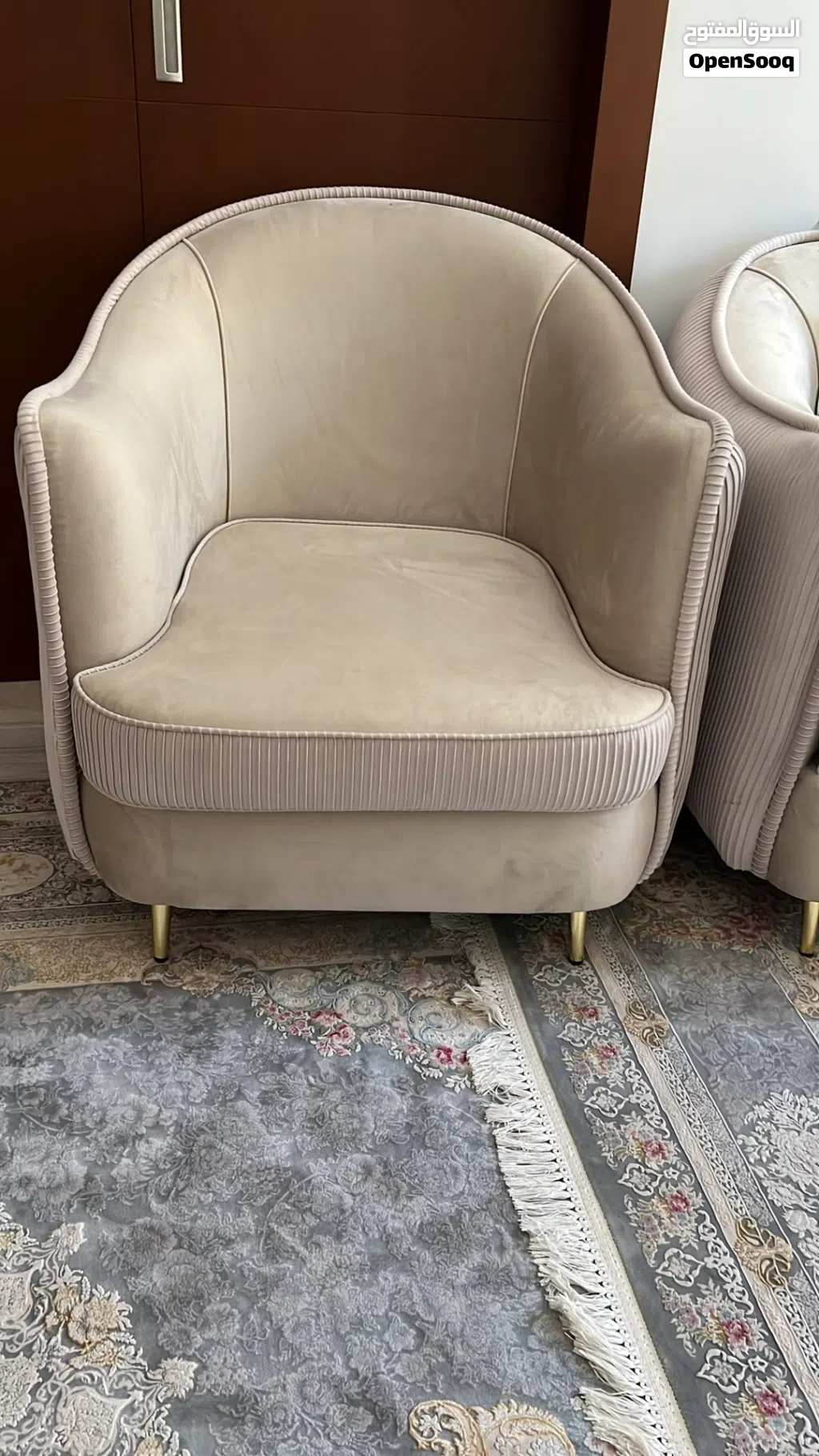 طقم كراسي جانبية (كرسيين)