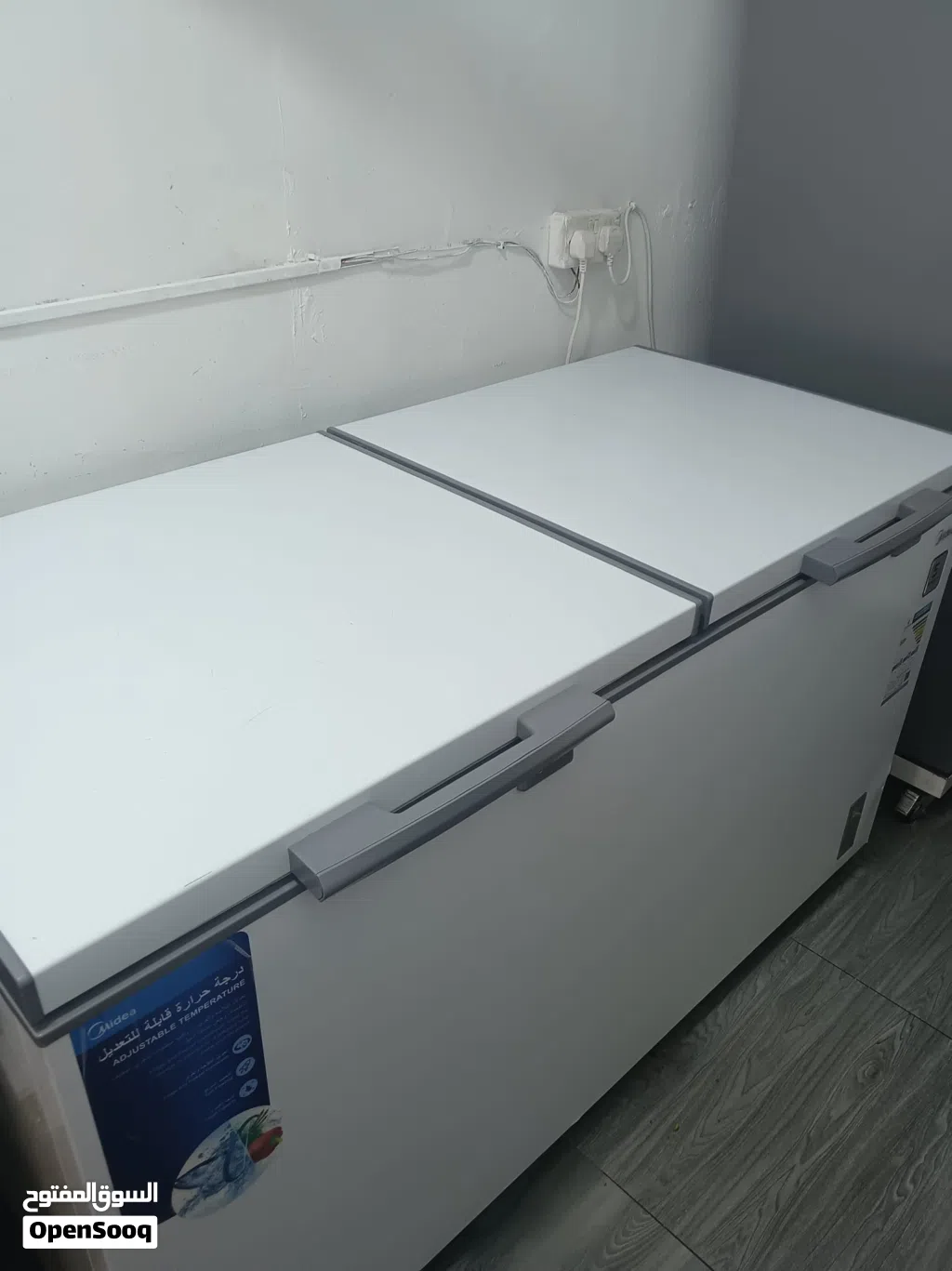 brand new midea company refrigerator full clean and new