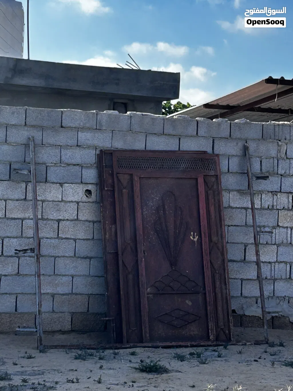 السلام عليكم ورحمة اللّٰه وبركاته باب مستعمل باب ربي يبارك السعر ساوم وان شاءالله منقصروش مع حدا