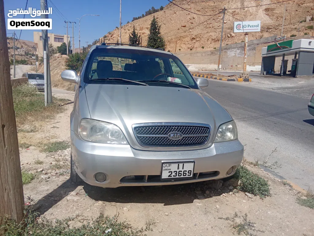 Kia Carnival MPV Standard