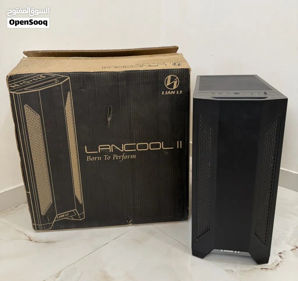 كيس كمبيوتر LIAN LI LANCOOL II